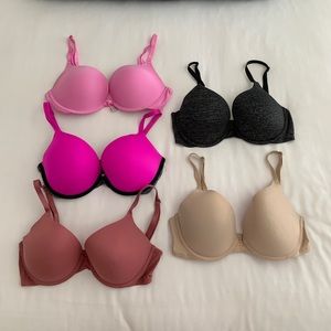 Women’s Victoria’s Secret bras